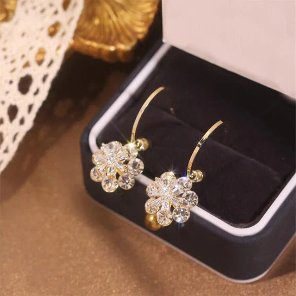 New Flower Short Earrings Sweet Fashion ( UAE Delivery Time: 1-3 Days )