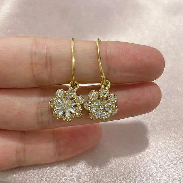 New Flower Short Earrings Sweet Fashion ( UAE Delivery Time: 1-3 Days )